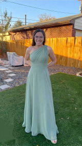 Leilani review photo