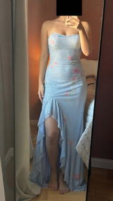 Daniela review photo