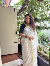Pooja V review photo