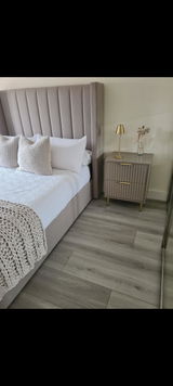 K Weymouth review photo