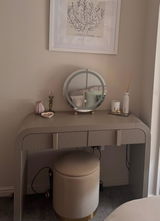 Suet review photo