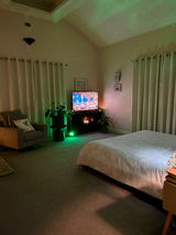 Lisa Hughes review photo