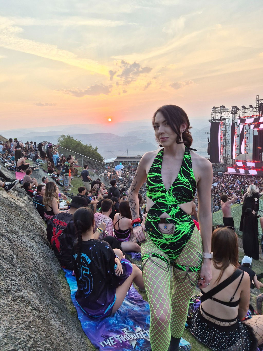 Electric Thunder Set, Festival Outfit, Rave Outfit Set, Festival Set, Festival Outfit Set, Neon Rave Outfit