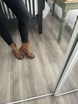 Kim K. review photo