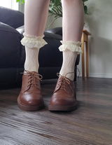 Lia review photo