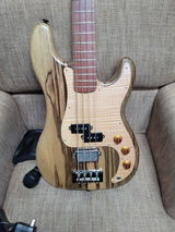 Van Guitars review photo