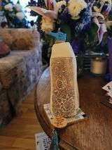 Laury review photo