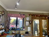 Ruth Hoare review photo
