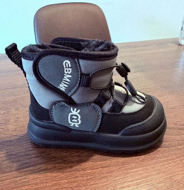 Kundenfoto: EBMINI® FOZ - Wasserdichte Barfußstiefel für Kinder mit Warmfutter