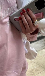 Chloe review photo
