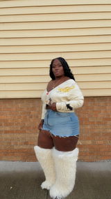 M. review photo