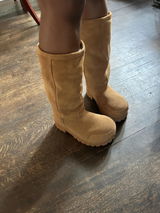 J. review photo