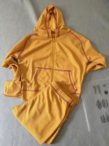 f. review photo
