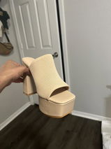 f. review photo
