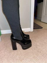 L. review photo