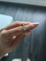 KJ review photo