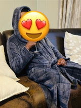 Mahlogonolo Makunyane review photo