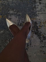 Naledi Ambrose review photo