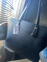 Nolthando M review photo