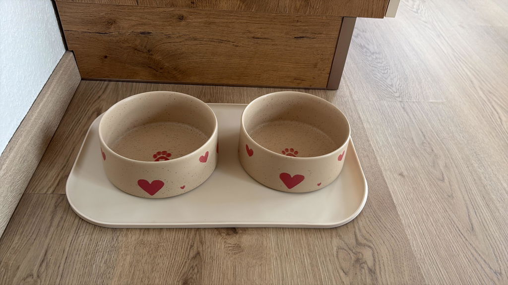 Cozy Hearts Stoneware Pet Bowl 16,5cm 2 Pieces Set