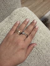 Sigal S. review photo
