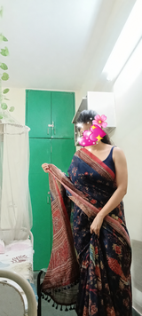 Aayushi Singh review photo