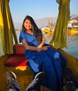Sarika Mundhra review photo