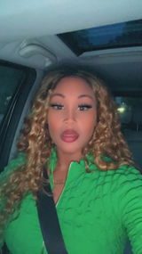 Melissa Hollins review photo