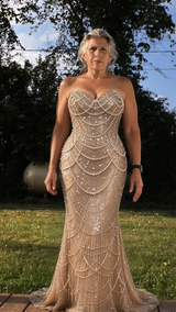 Abigail Lewis review photo