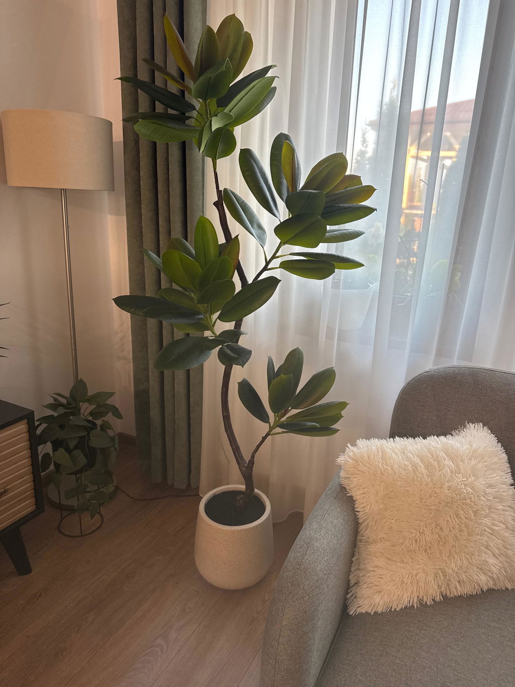 Plantă artificială Elite Plants — fotografie trimisă de Geanina B.