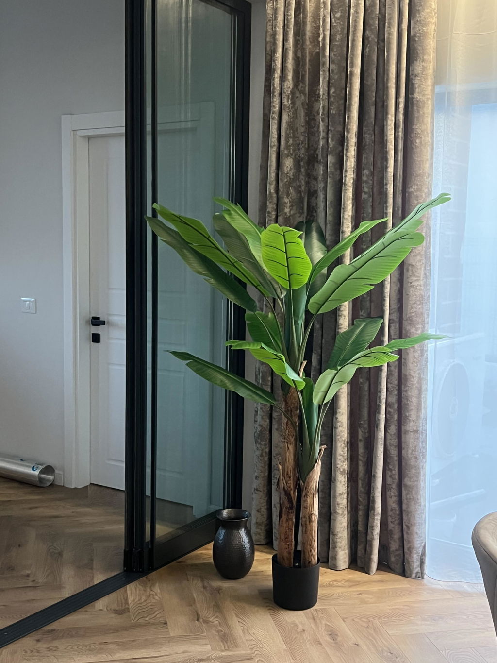 Plantă artificială Elite Plants — fotografie trimisă de Remus C.