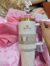 Zainab Amanat review photo