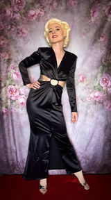 Nadine Janacek review photo
