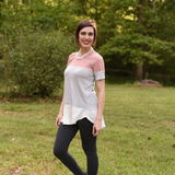 Laura Hinze review photo