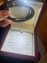 Ellis H.J. review photo