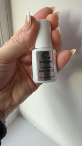 caitli review photo