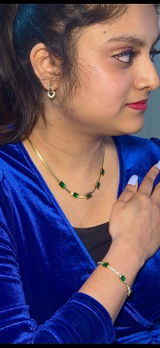 Sandhya review photo