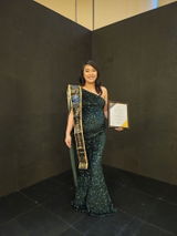 Leeee review photo