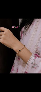 Faiza review photo