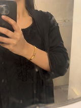 Zainabiqbal review photo