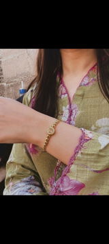 Maliha review photo