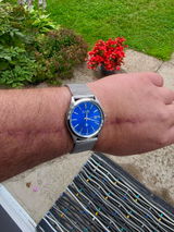 Simon review photo