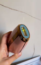 Anna-Marie Keller review photo
