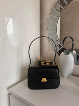 Gabriela Alencar review photo