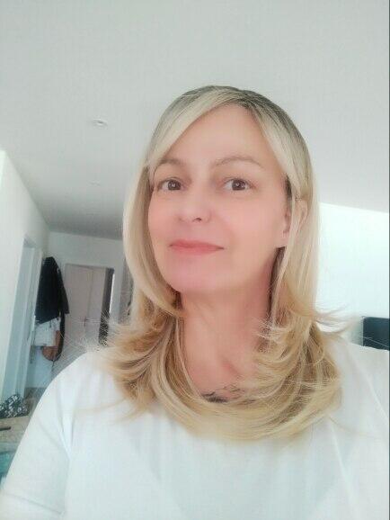 Corine review photo