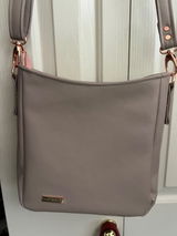 J. review photo