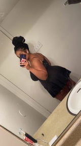 Desha review photo
