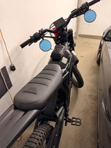Simon review photo