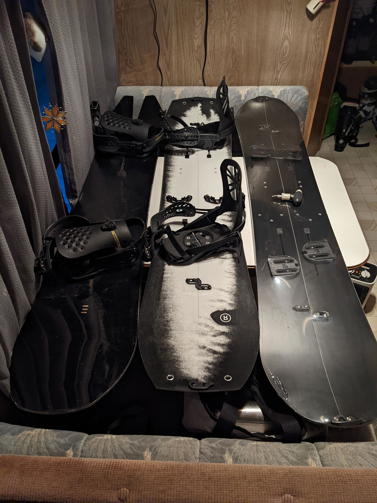 Endeavor Archetype Pro Snowboard - Powder Essential | Versatile Icon