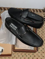 Usman Khan review photo